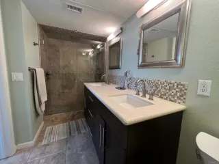 Photo #4: NDP2303686 Listing