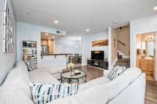 Photo #4: NDP2303934 Listing