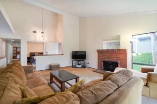 Photo #4: NDP2303946 Listing