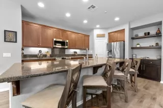 Photo #4: NDP2303993 Listing