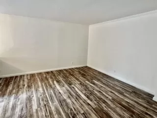 Photo #4: NDP2304114 Listing