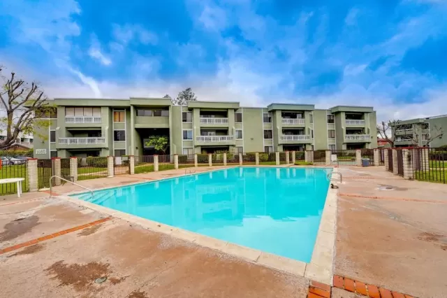 MLS: NDP2304290 Condo For Sale