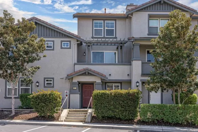 MLS: NDP2304471 Condo For Sale