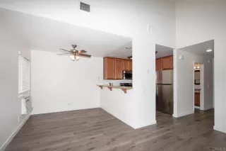 Photo #5: NDP2304600 Listing