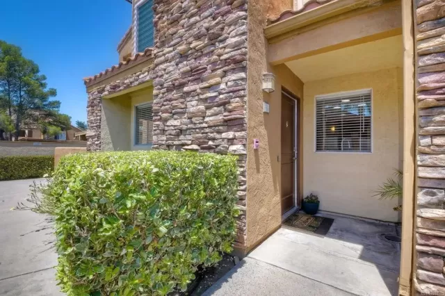 MLS: NDP2304728 Condo For Sale