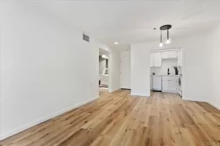 Photo #5: NDP2304864 Listing