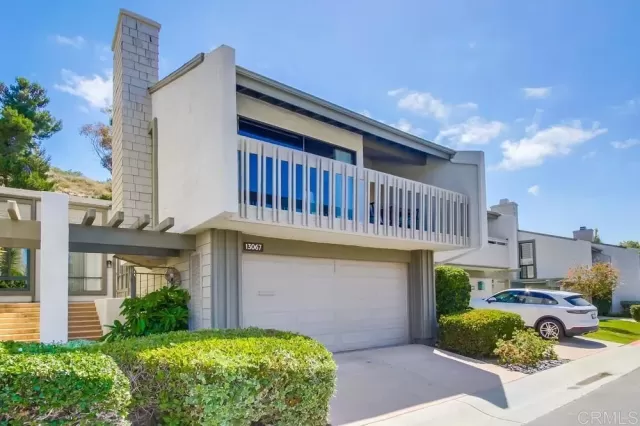 MLS: NDP2304883 Condo For Sale