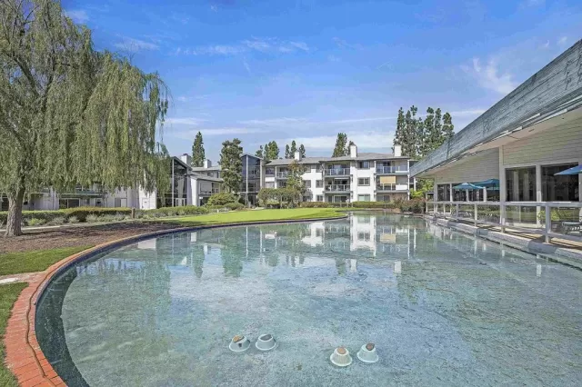 MLS: NDP2304927 Condo For Sale