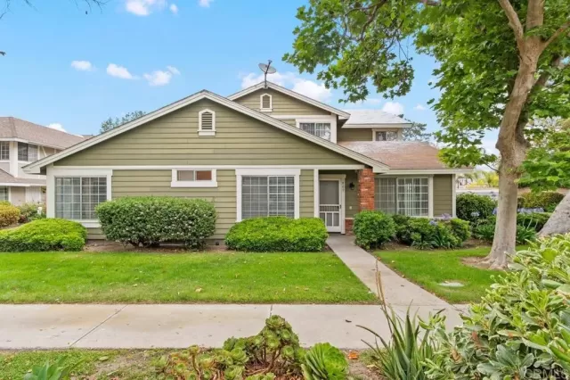 MLS: NDP2305053 Condo For Sale