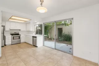 Photo #4: NDP2305203 Listing