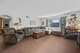 Photo #3: NDP2305413 Listing