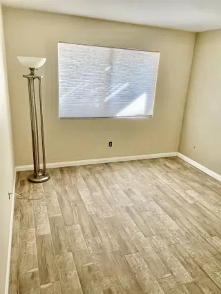 Photo #5: NDP2305438 Listing