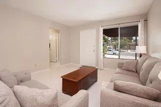 Photo #4: NDP2305570 Listing