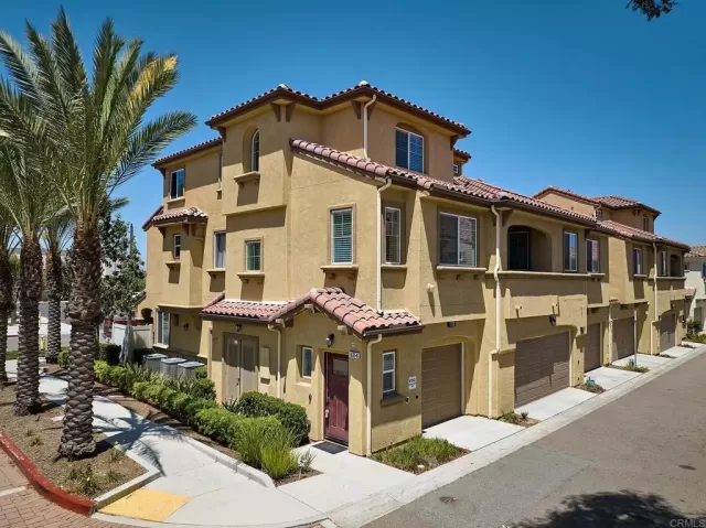 MLS: NDP2305614 Condo For Sale