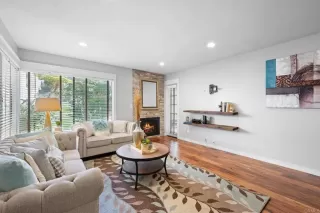 Photo #2: NDP2305668 Listing