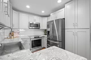 Photo #5: NDP2305668 Listing