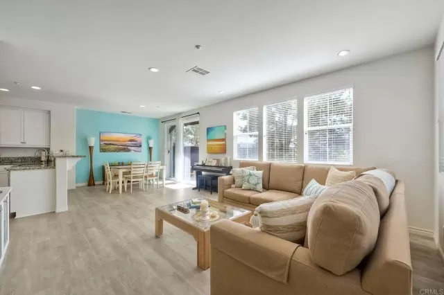 MLS: NDP2305689 Condo For Sale