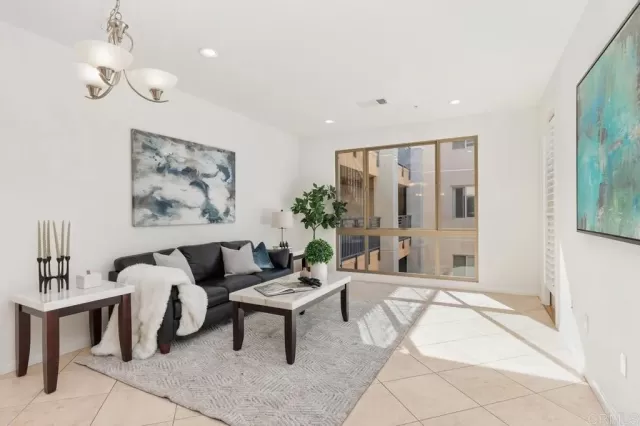 MLS: NDP2305726 Condo For Sale