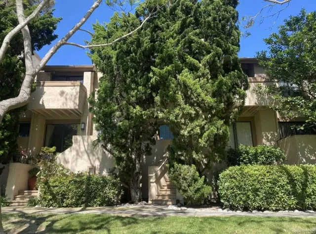 MLS: NDP2305773 Condo For Sale