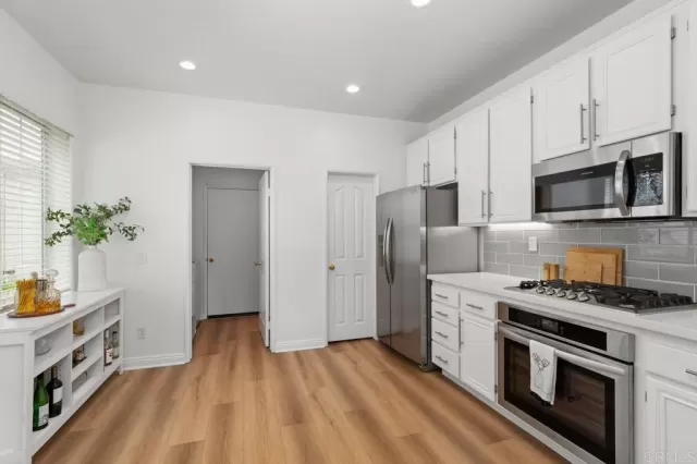 MLS: NDP2305827 Condo For Sale