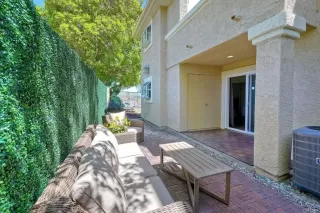 Photo #2: NDP2305848 Listing