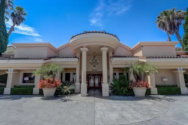 MLS: NDP2305886 Condo For Sale