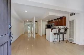 Photo #2: NDP2305886 Listing