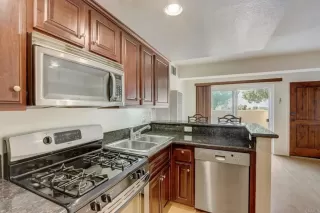 Photo #3: NDP2305886 Listing