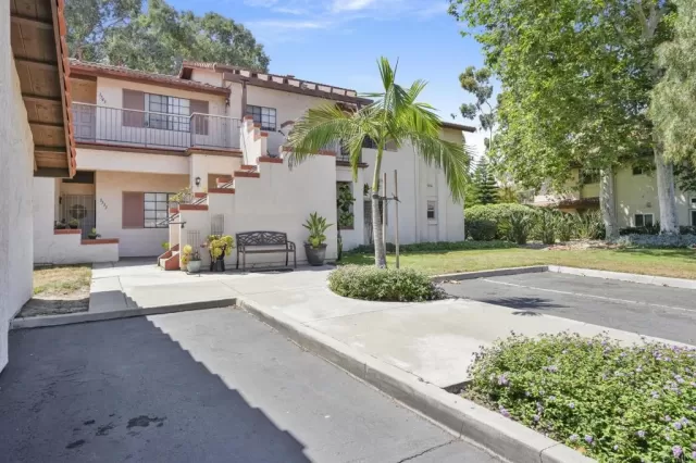 MLS: NDP2306051 Condo For Sale