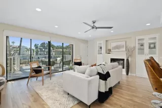 Photo #2: NDP2306074 Listing