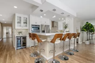 Photo #4: NDP2306074 Listing