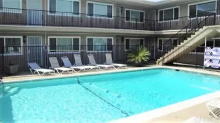 Photo #4: NDP2306115 Listing 