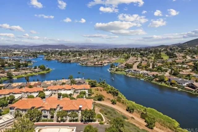 MLS: NDP2306232 Condo For Sale