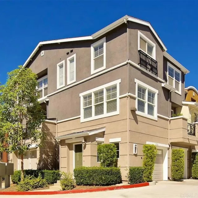 MLS: NDP2306326 Condo For Sale