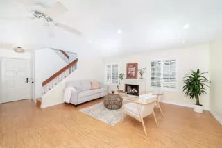 Photo #4: NDP2306386 Listing