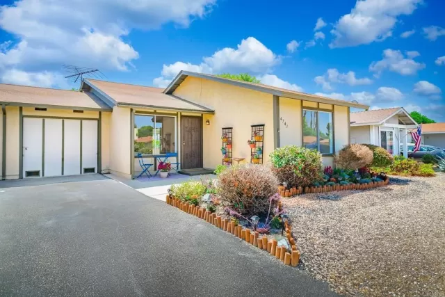 MLS: NDP2306403 Condo For Sale