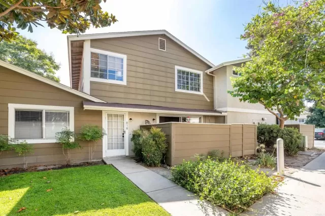 MLS: NDP2306526 Condo For Sale