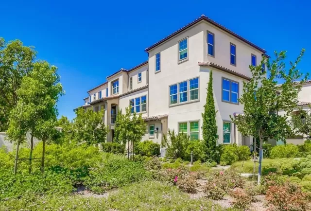 MLS: NDP2306537 Condo For Sale