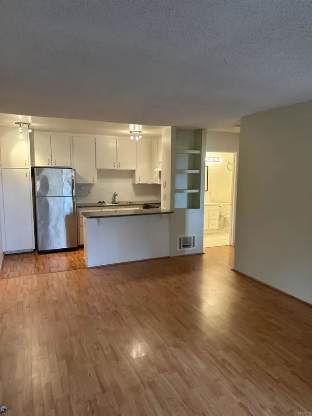 MLS: NDP2306551 Condo For Sale