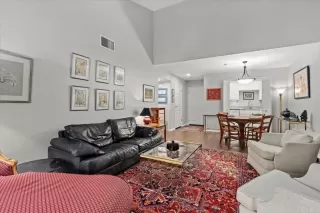 Photo #4: NDP2306613 Listing