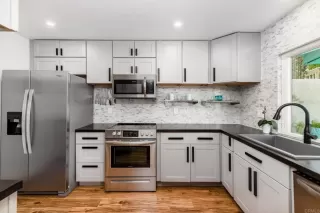 Photo #4: NDP2306643 Listing