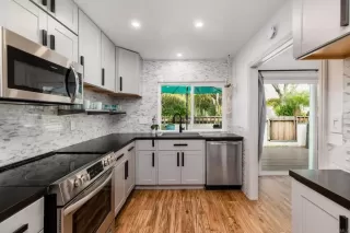 Photo #5: NDP2306643 Listing