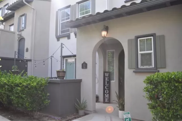 MLS: NDP2306730 Condo For Sale