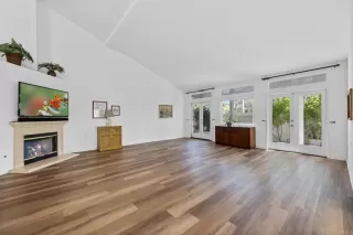 Photo #5: NDP2306747 Listing