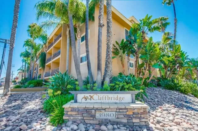 MLS: NDP2306754 Condo For Sale