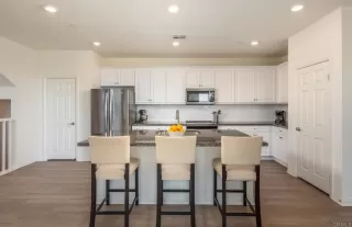 Photo #6: NDP2306758 Listing