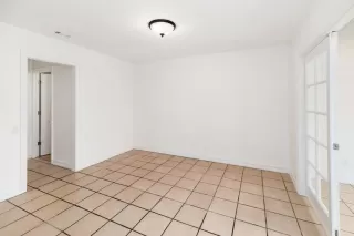 Photo #4: NDP2306813 Listing