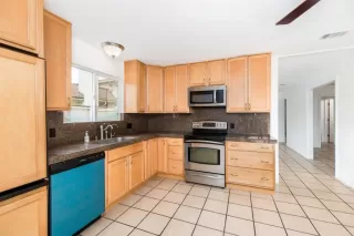 Photo #6: NDP2306813 Listing