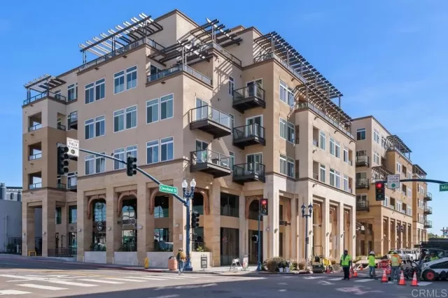 MLS: NDP2306833 Condo For Sale