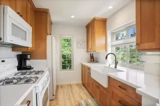 Photo #6: NDP2307053 Listing